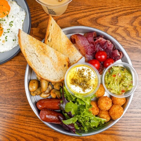 ENGLISH BREAKFAST (N/D/G)